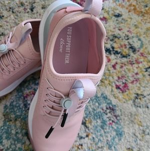Clove Pink Sneakers